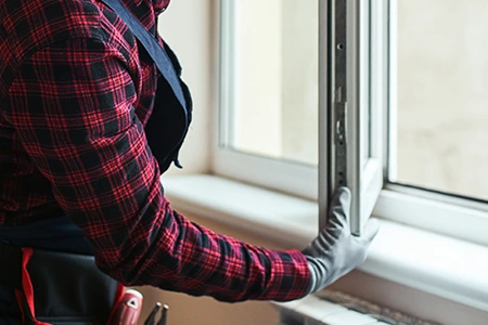 Window Frame Restoration in Oak Ridge, FL